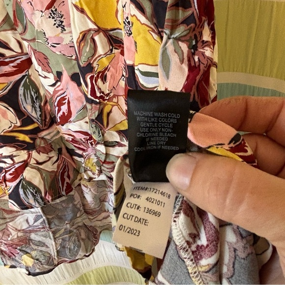 Torrid Mini Challis Off Shoulder Hi-Low Skirt Set Size 5X - Picture 10 of 13